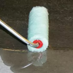 Primer til betonpools